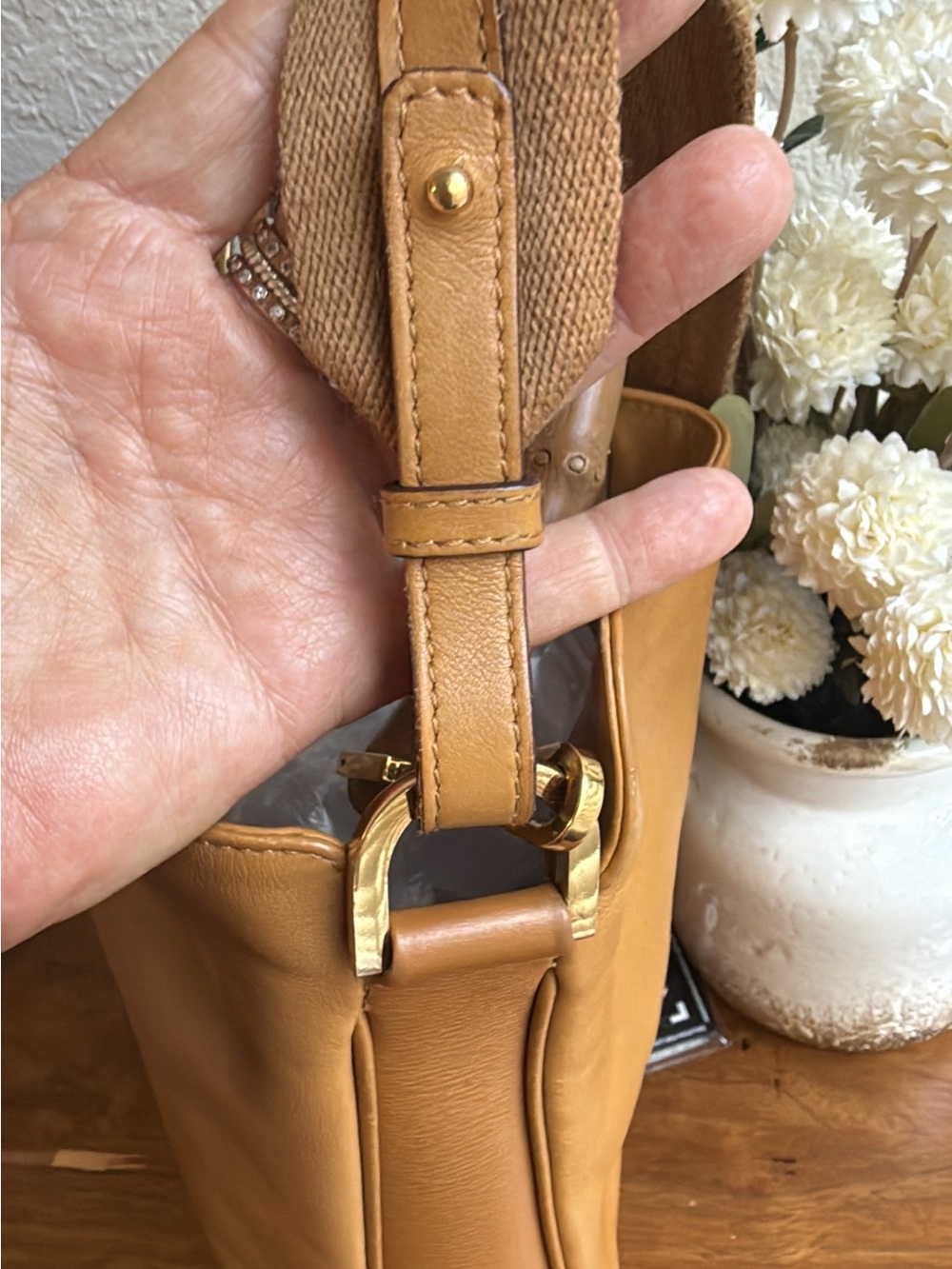 GUCCI calfskin leather shoulder tote bag authenticity included !! - Picture 11 of 15
